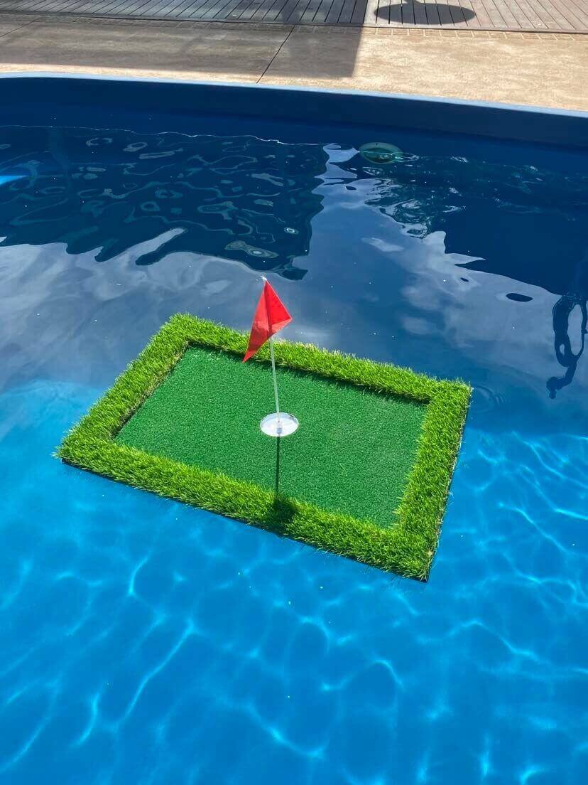 FLOATING GOLF GREEN_TEAM_STUBBY CLUB